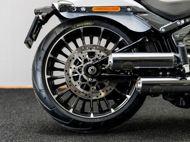 harley-davidson - breakout-117