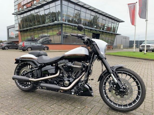 harley-davidson - breakout-cvo-fxsbse