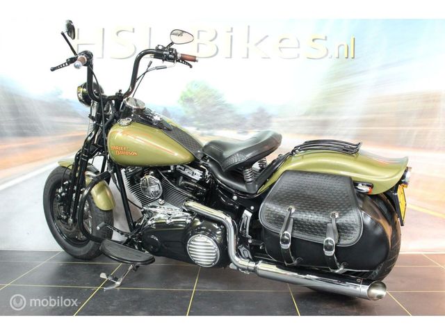 harley-davidson - cross-bones-flstsb