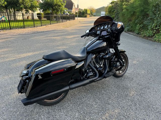 harley-davidson - cvo-streetglide-117