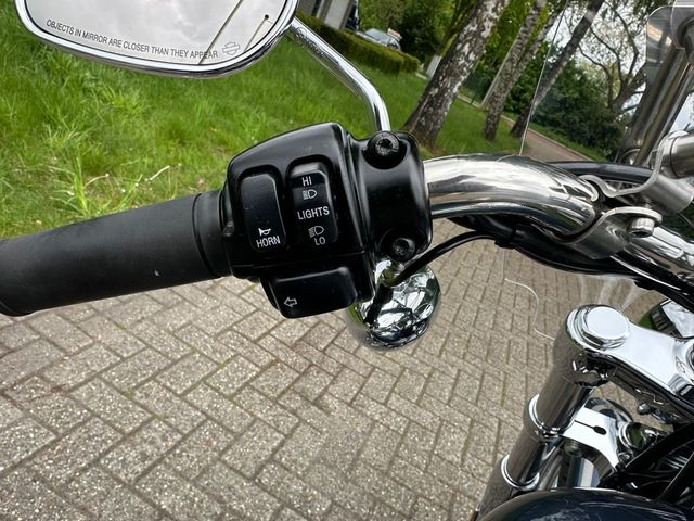 harley-davidson - deuce-fxstd-softail