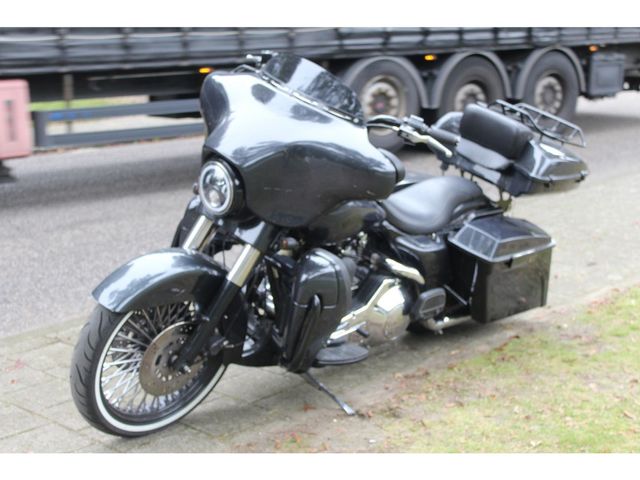 harley-davidson - electra-glide-classic-flhtc