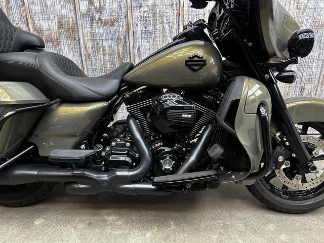 harley-davidson - electra-glide-flhs