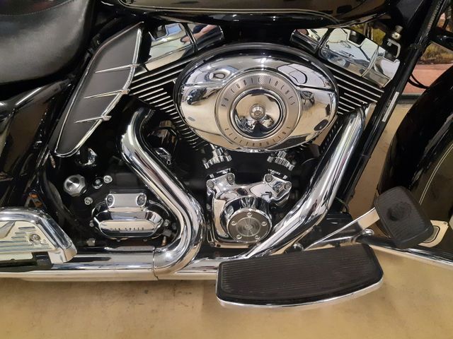 harley-davidson - electra-glide-ultra-classic-flhtcu