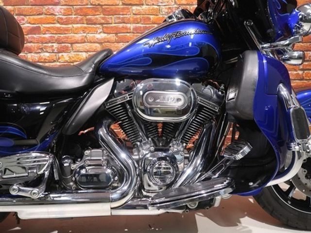 harley-davidson - electra-glide-ultra-classic-flhtcu