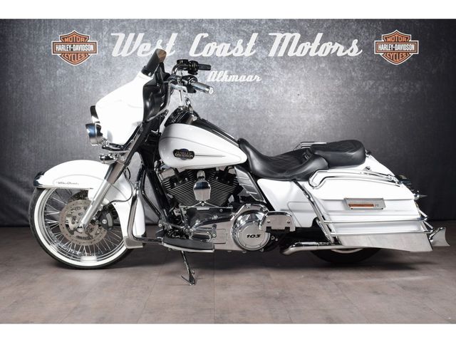 harley-davidson - electra-glide-ultra-classic-flhtcu