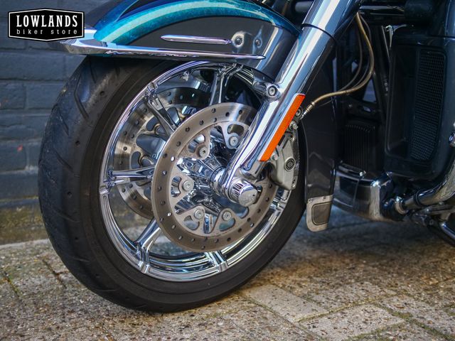 harley-davidson - electra-glide-ultra-glide-limited-cvo-flhtkse