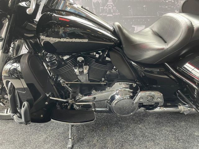 harley-davidson - electra-glide-ultra-limited-flhtk