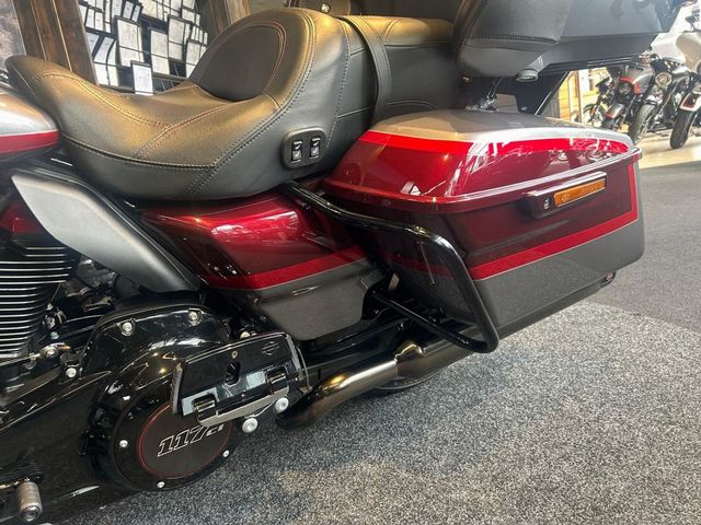 harley-davidson - electra-glide-ultra-screamin-eagle-cvo-flhtcuse