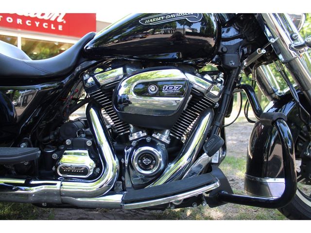 harley-davidson - freewheeler-114