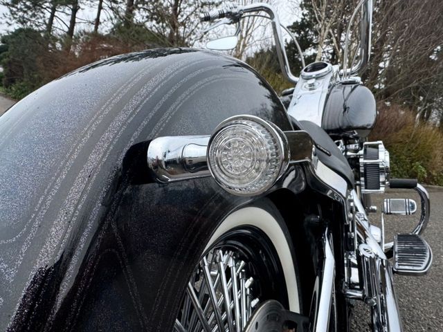 harley-davidson - heritage-softail