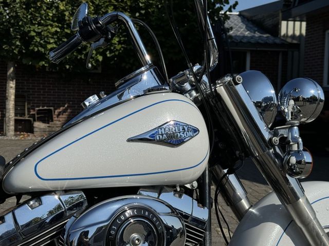 harley-davidson - heritage-softail-classic-103-flstc