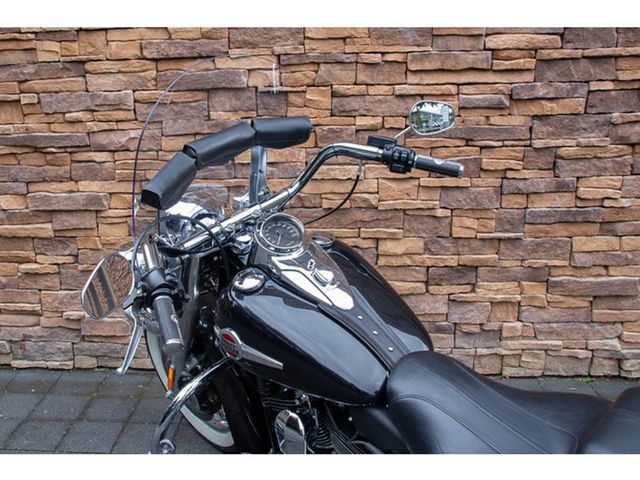 harley-davidson - heritage-softail-classic-103-flstc