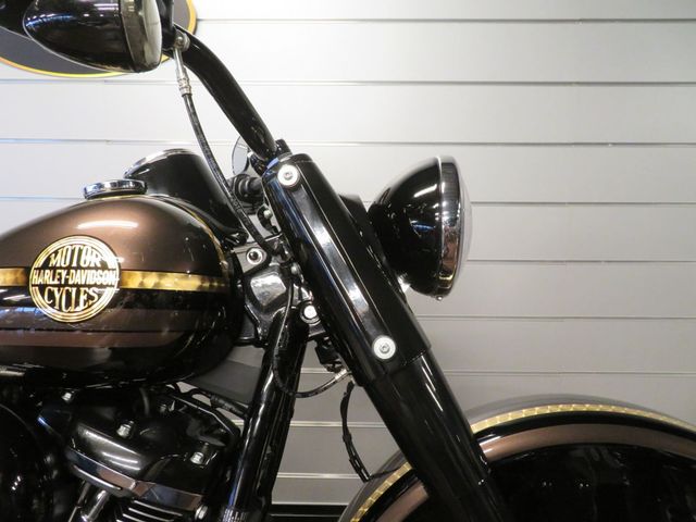 harley-davidson - heritage-softail-classic-107-flhcs