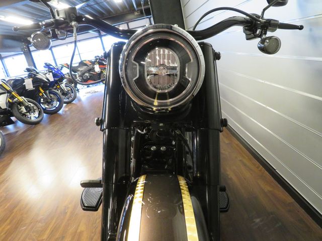 harley-davidson - heritage-softail-classic-107-flhcs