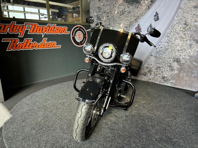 harley-davidson - heritage-softail-classic-114-flhcs