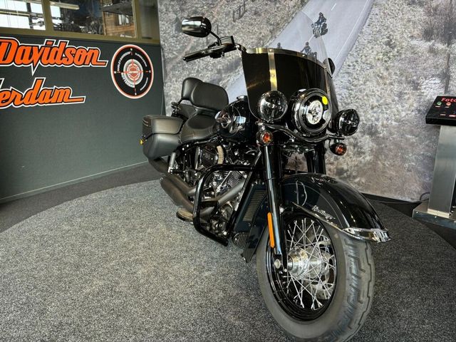 harley-davidson - heritage-softail-classic-114-flhcs