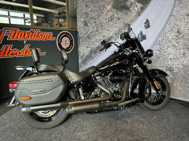 harley-davidson - heritage-softail-classic-114-flhcs