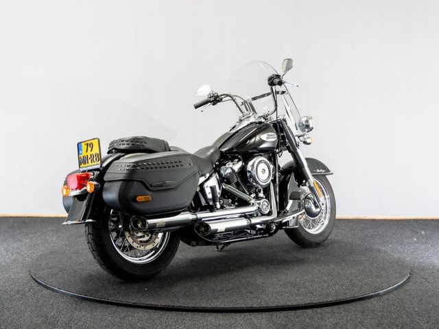 harley-davidson - heritage-softail-classic-114-flhcs