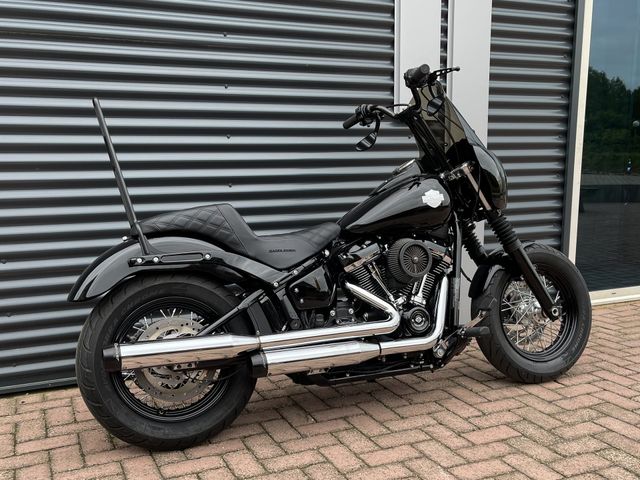 harley-davidson - heritage-softail-classic-114-flhcs