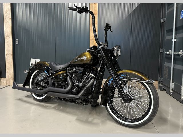 harley-davidson - heritage-softail-classic-114-flstc