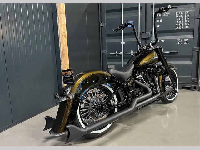 harley-davidson - heritage-softail-classic-114-flstc