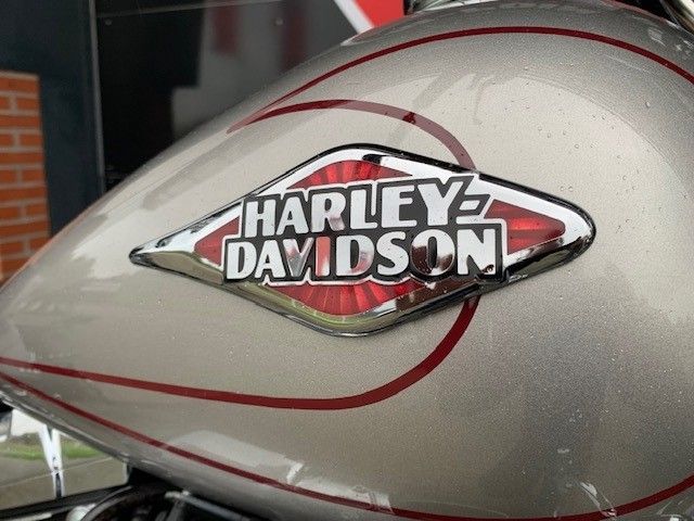 harley-davidson - heritage-softail-classic-flstc