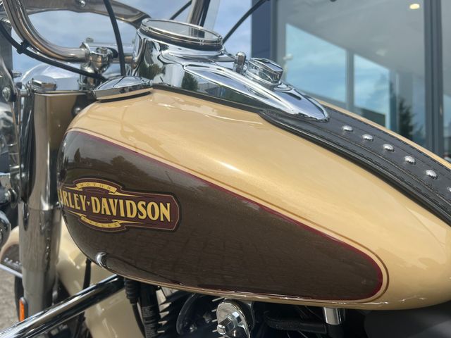 harley-davidson - heritage-softail-classic-flstc