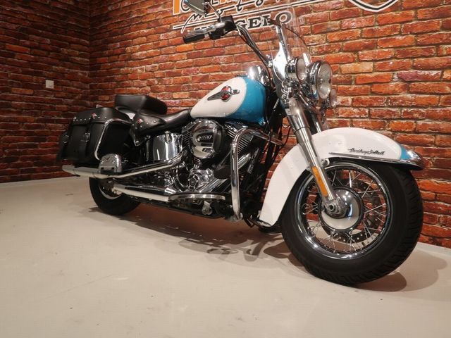 harley-davidson - heritage-softail-classic-flstc