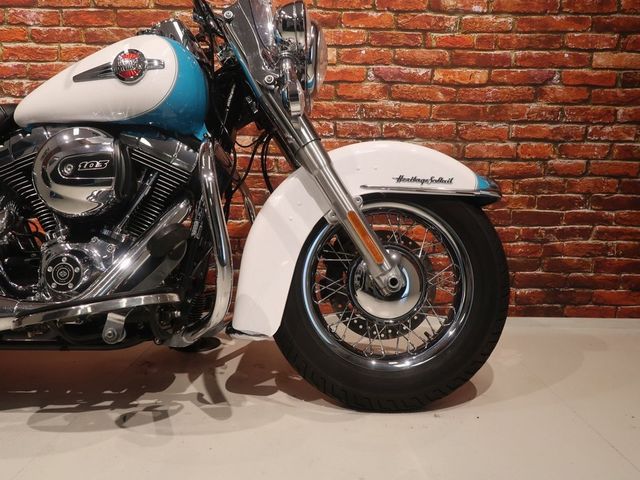 harley-davidson - heritage-softail-classic-flstc