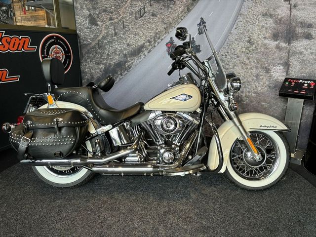 harley-davidson - heritage-softail-classic-flstc