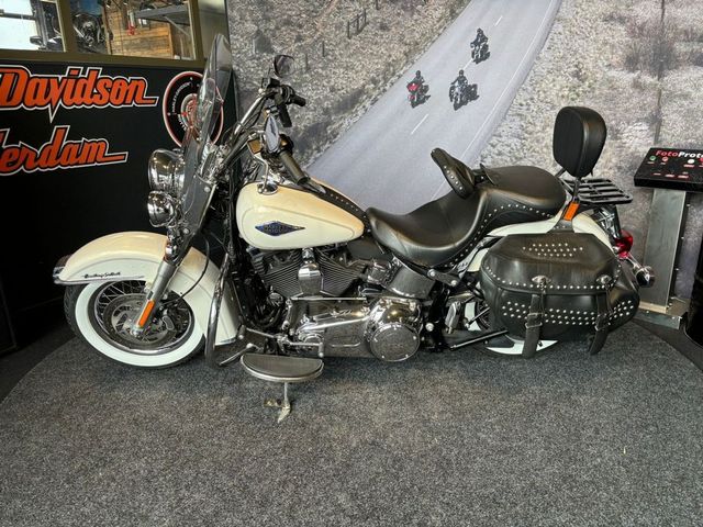 harley-davidson - heritage-softail-classic-flstc