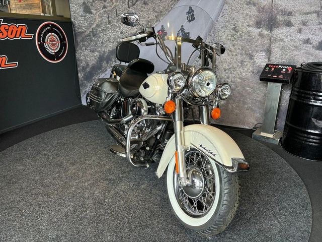 harley-davidson - heritage-softail-classic-flstc