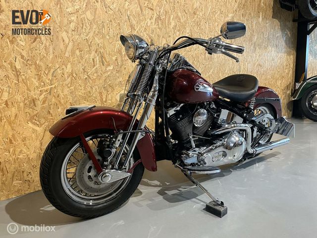 harley-davidson - heritage-softail-classic-flstc