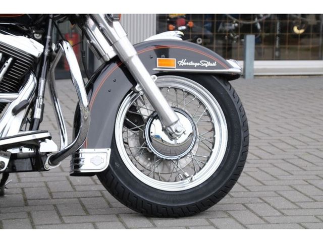 harley-davidson - heritage-softail-classic-flstc