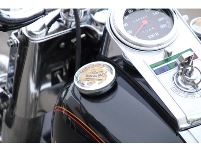 harley-davidson - heritage-softail-classic-flstc