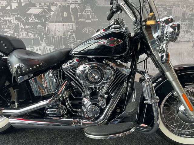 harley-davidson - heritage-softail-classic-flstc