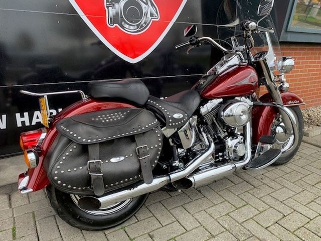 harley-davidson - heritage-softail-classic-flstc