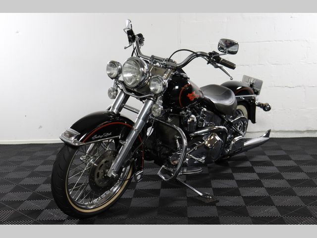 harley-davidson - heritage-softail-classic-flstc