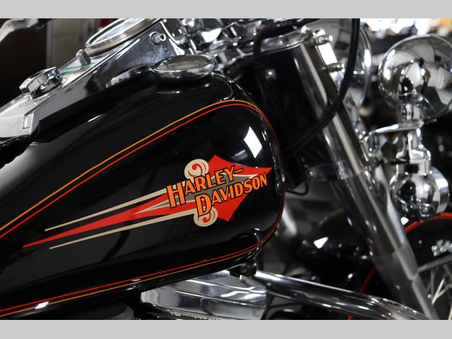 harley-davidson - heritage-softail-classic-flstc