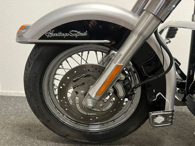 harley-davidson - heritage-softail-classic-flstc