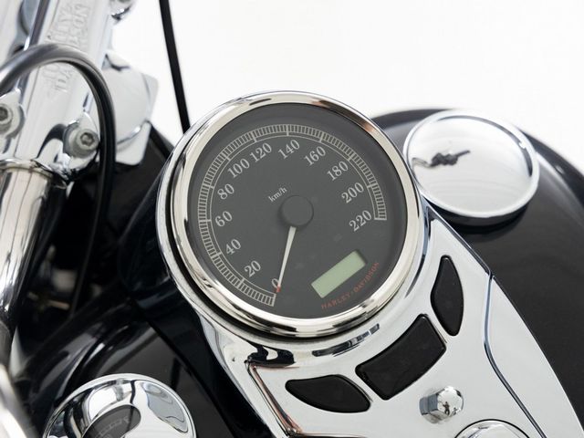 harley-davidson - heritage-softail-classic-flstc