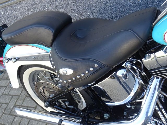 harley-davidson - heritage-softail-classic-flstc