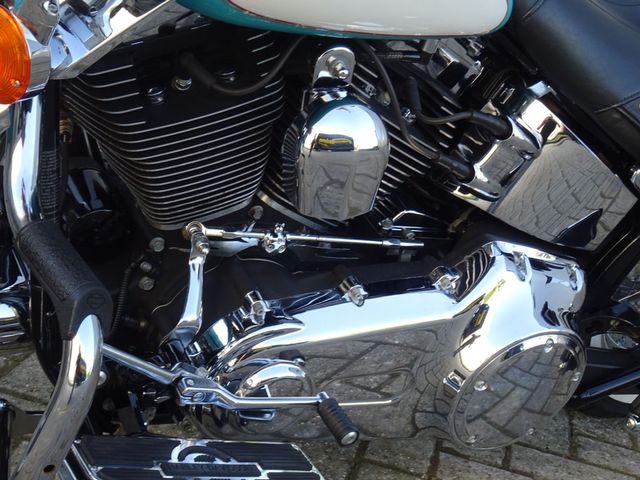 harley-davidson - heritage-softail-classic-flstc