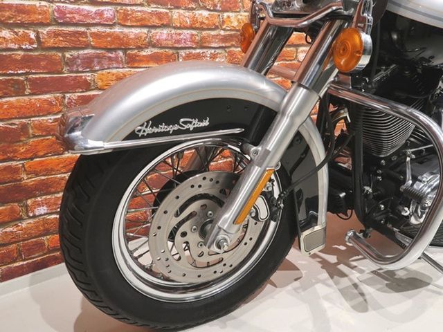 harley-davidson - heritage-softail-classic-flstc