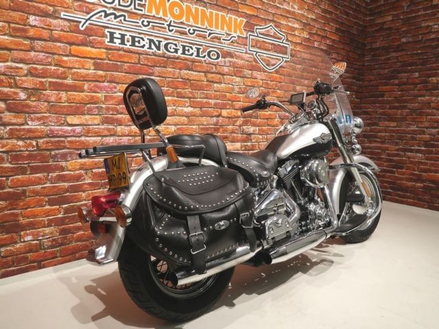 harley-davidson - heritage-softail-classic-flstc