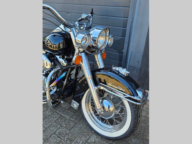 harley-davidson - heritage-softail-classic-flstc
