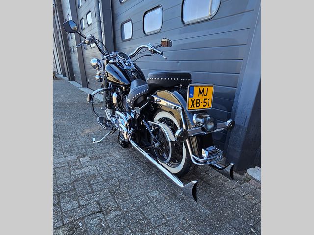 harley-davidson - heritage-softail-classic-flstc