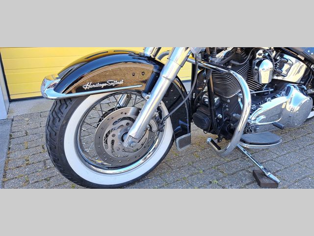 harley-davidson - heritage-softail-classic-flstc