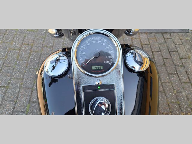 harley-davidson - heritage-softail-classic-flstc